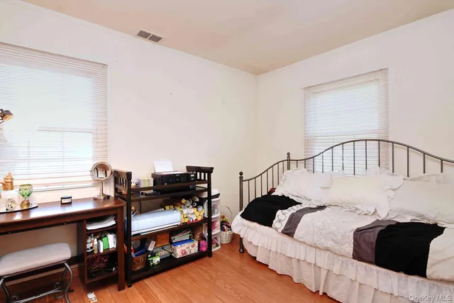 $575,000 | 5 Wintergreen Drive, Coram, NY 11727