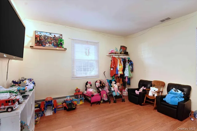 $575,000 | 5 Wintergreen Drive, Coram, NY 11727