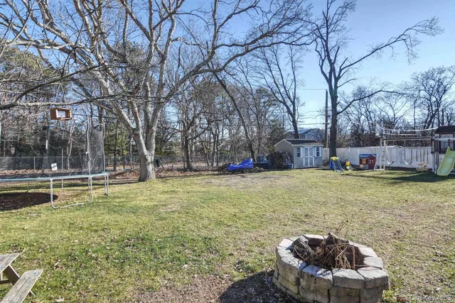 $575,000 | 5 Wintergreen Drive, Coram, NY 11727