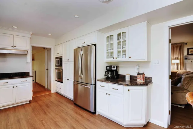 $575,000 | 5 Wintergreen Drive, Coram, NY 11727