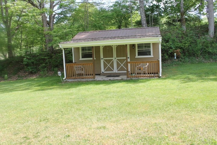 18540 Beech Grove Road Glade Spring, VA 24340 - Photo 8 of 43 Gallery Image 8