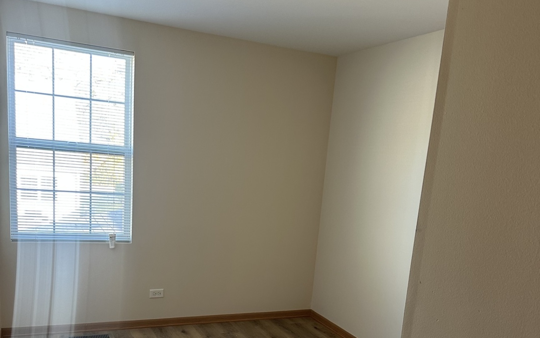 990 Celebration Drive Aurora, IL 60504 - Photo 8 of 12