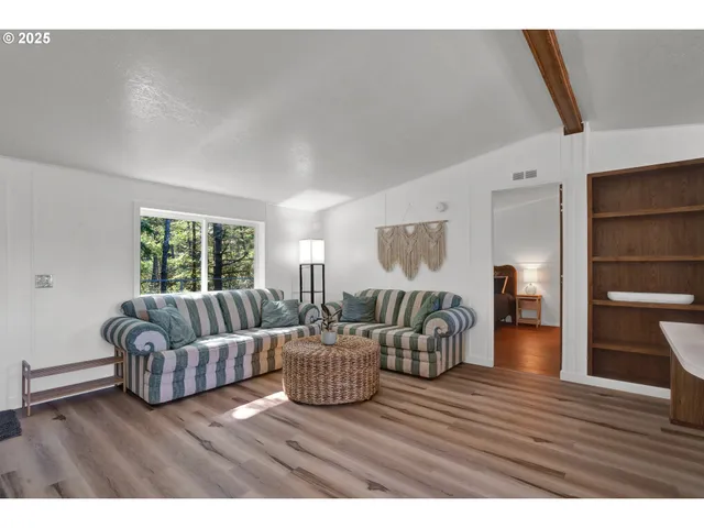 $499,900 | 5041 Heceta Beach Road, Florence, OR 97439