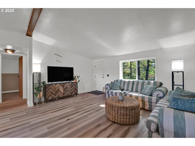 $499,900 | 5041 Heceta Beach Road, Florence, OR 97439