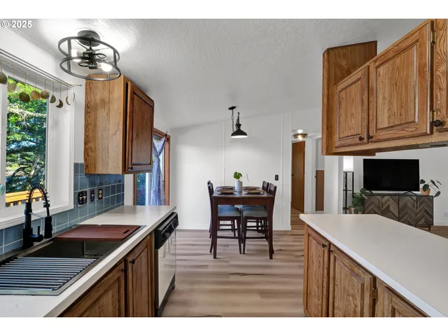 $499,900 | 5041 Heceta Beach Road, Florence, OR 97439