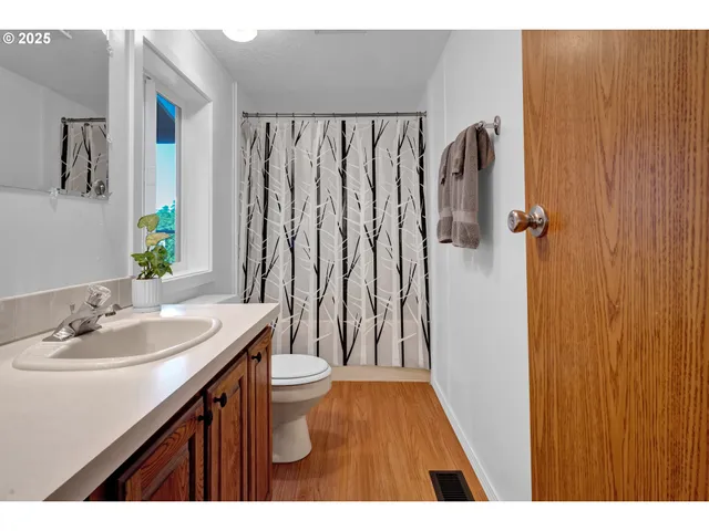 $499,900 | 5041 Heceta Beach Road, Florence, OR 97439