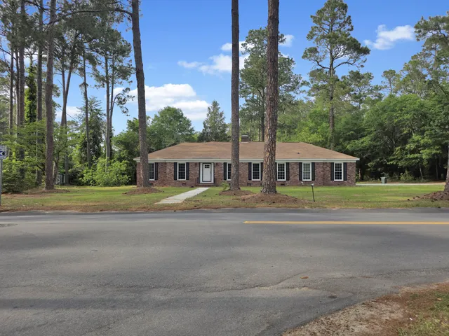 $299,000 | 697 Wells Drive, Orangeburg, SC 29115