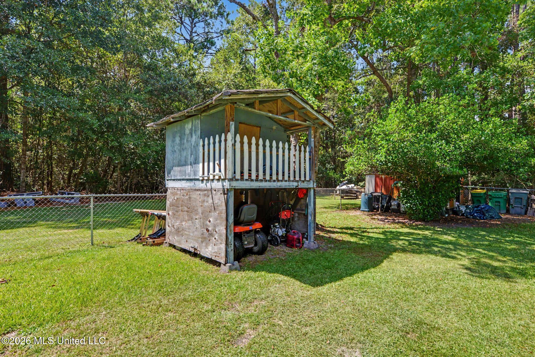 4317 Cunningham Road Moss Point, MS 39562 - Photo 26 of 29 026