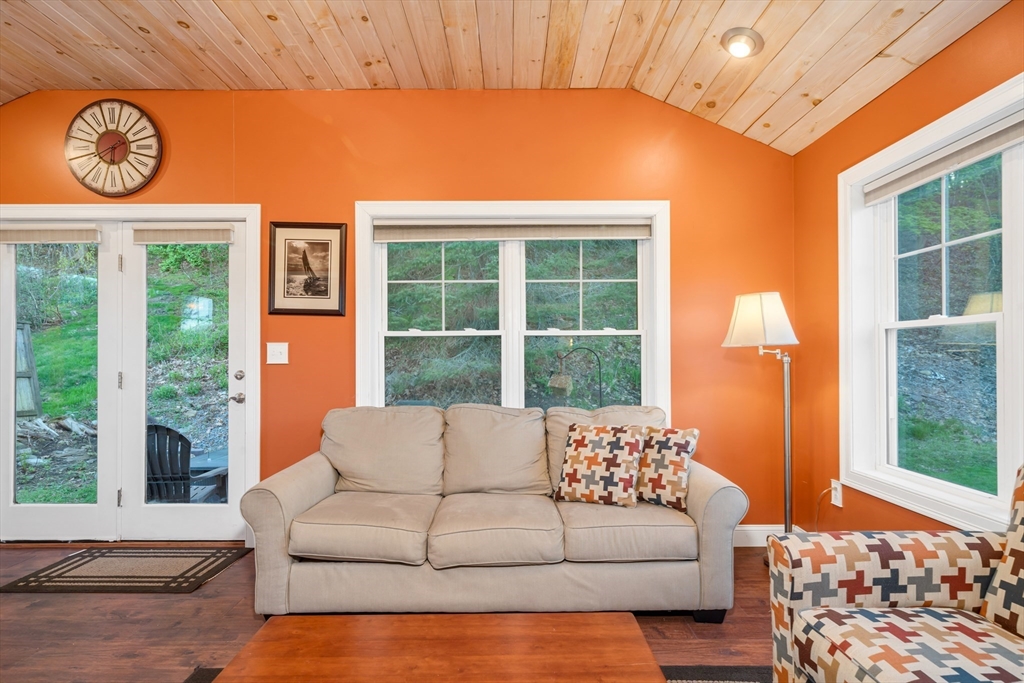 88 Whitehall Road Amesbury, MA 01913 - Photo 28 of 42 Gallery Image 28
