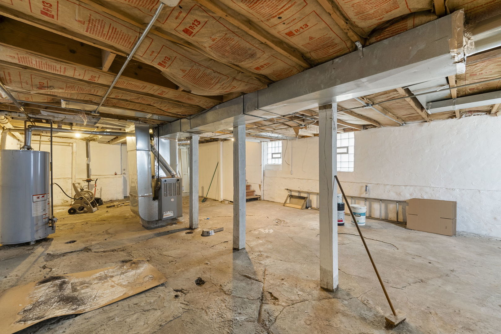 321 West 59th Place Chicago, IL 60621 - Photo 16 of 23 a view of a storage room