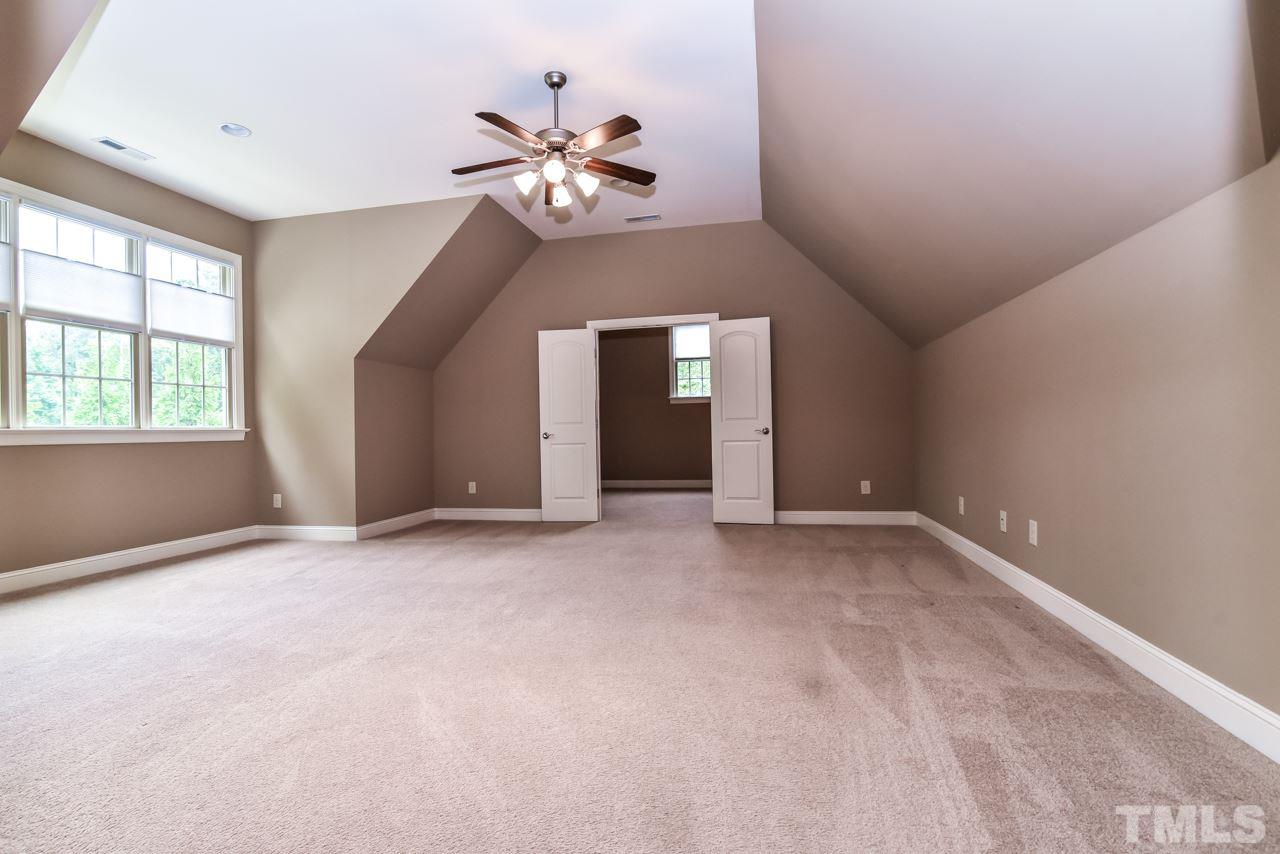 6924 Mactavish Way Raleigh, NC 27613 - Photo 23 of 30 2nd Level Bonus room - great flex space for office, movie room, or gym.