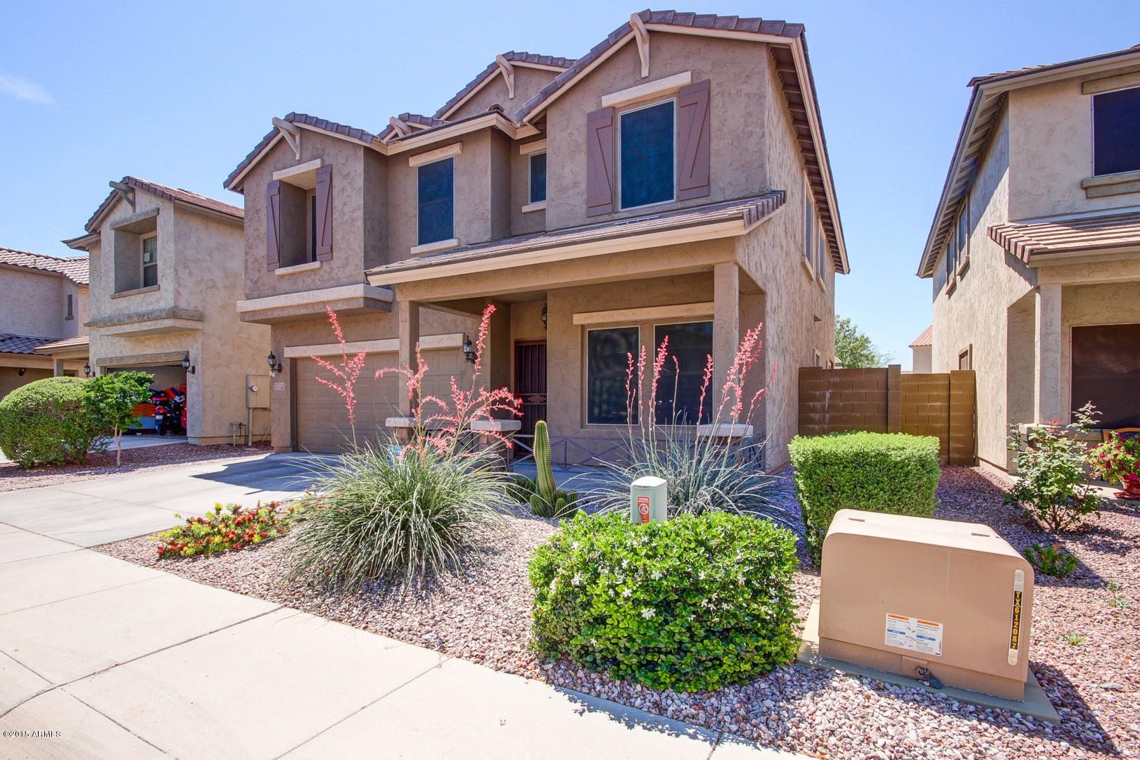2043 West Kathleen Road Phoenix, AZ 85023 - Photo 1 of 56 Kathleen (1)