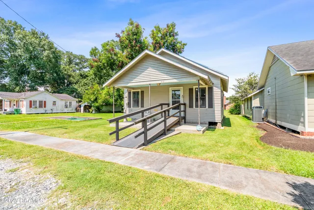 $98,900 | 310 North Boudreaux Avenue, Kaplan, LA 70548
