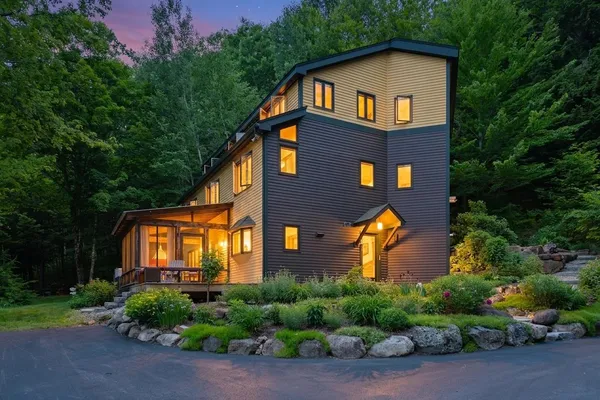 $1,095,000 | 159 Highway 113, Holderness, NH 03245