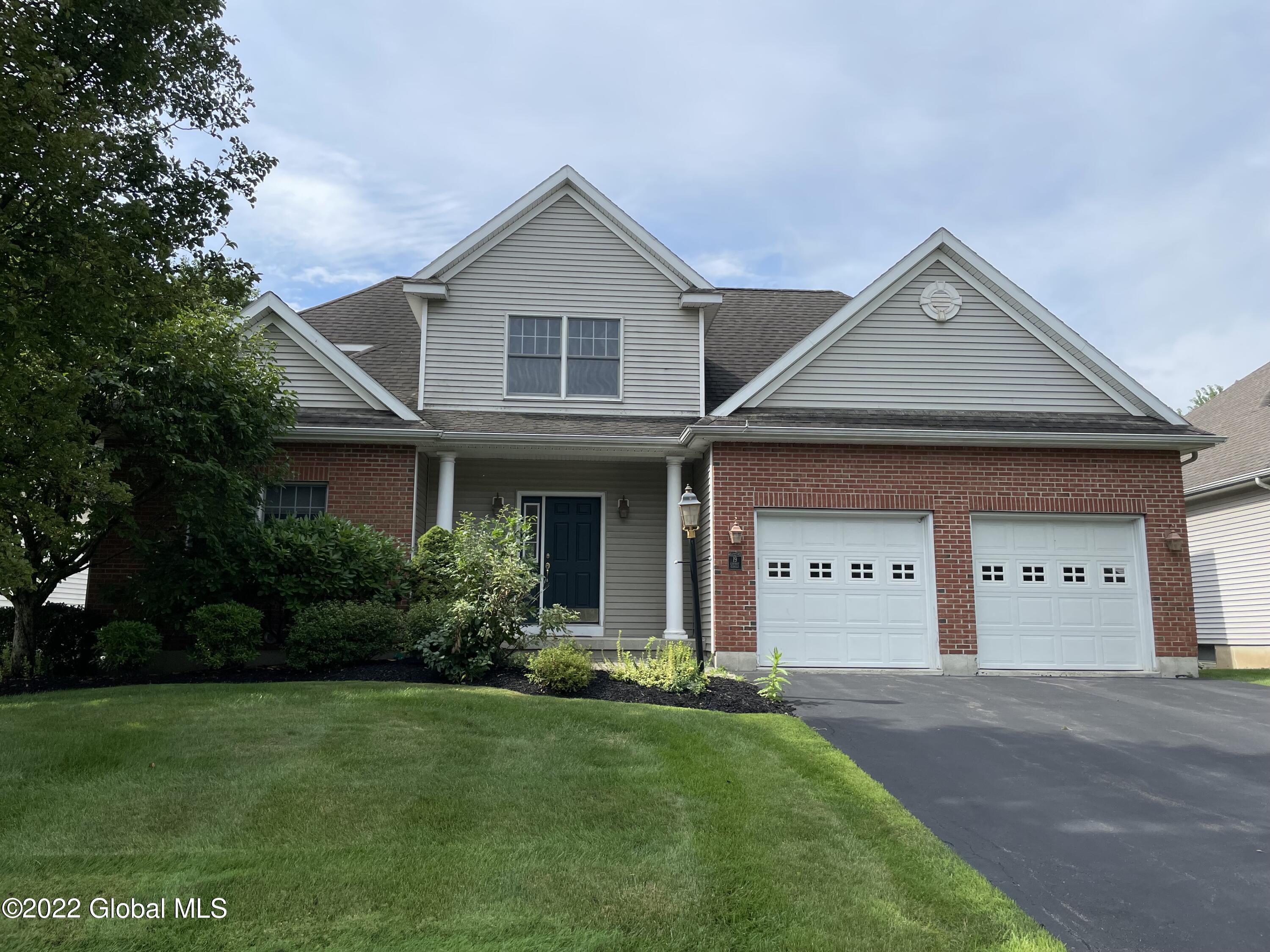 19 Conway Circle Colonie, NY 12211 - Photo 1 of 22 Image
