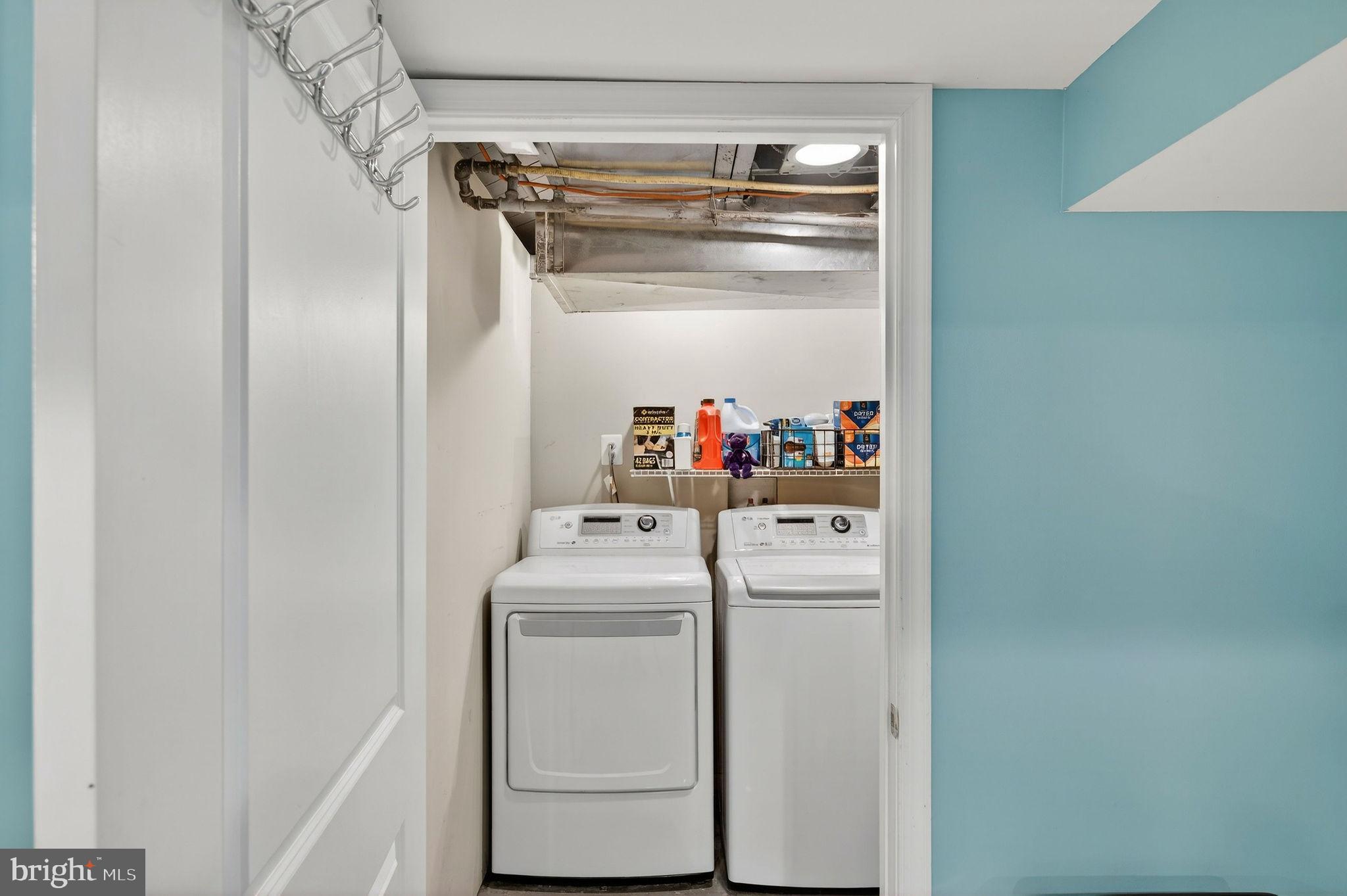 3033 Parktowne Road Baltimore, MD 21234 - Photo 37 of 43