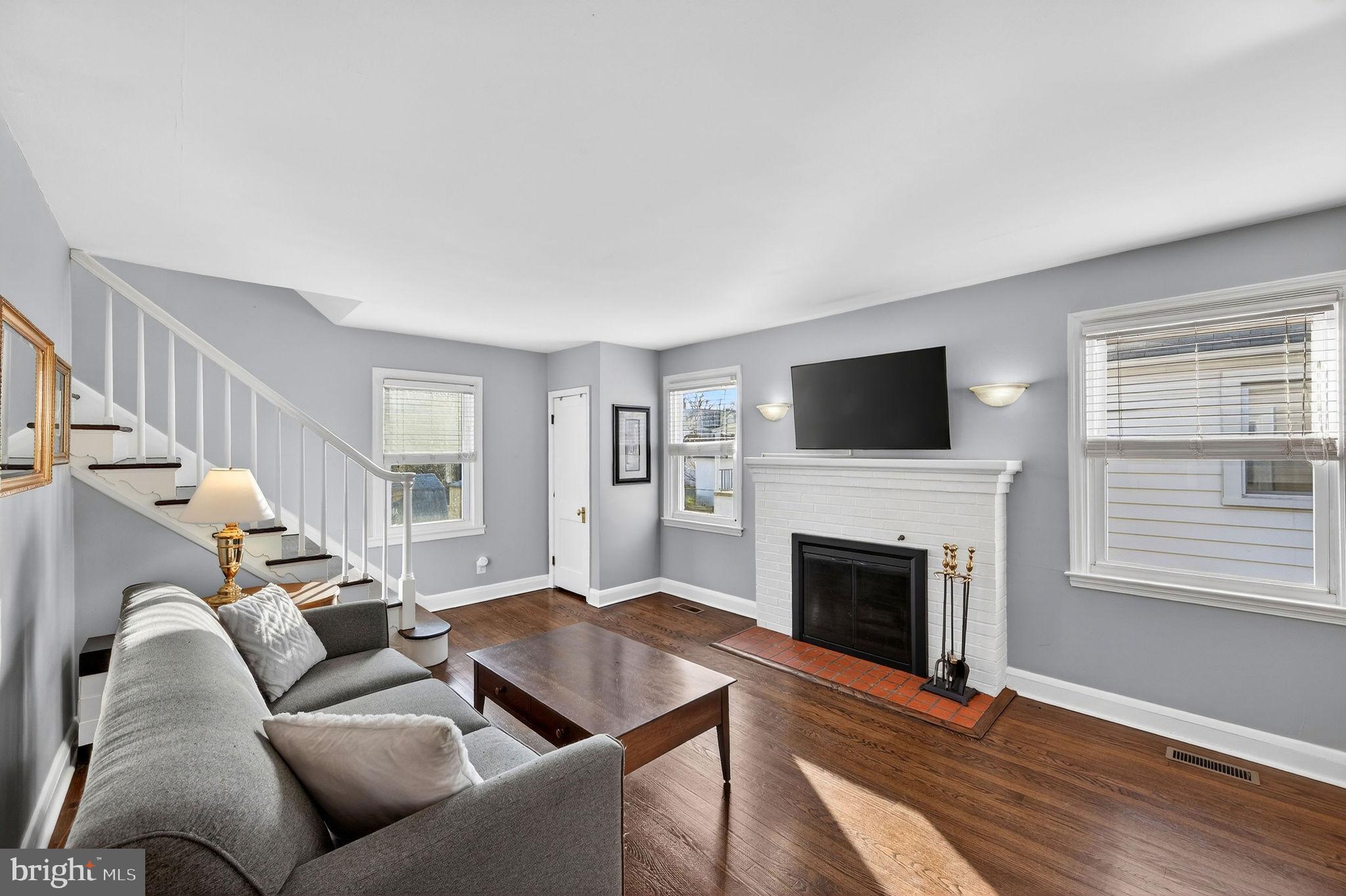 3033 Parktowne Road Baltimore, MD 21234 - Photo 6 of 43