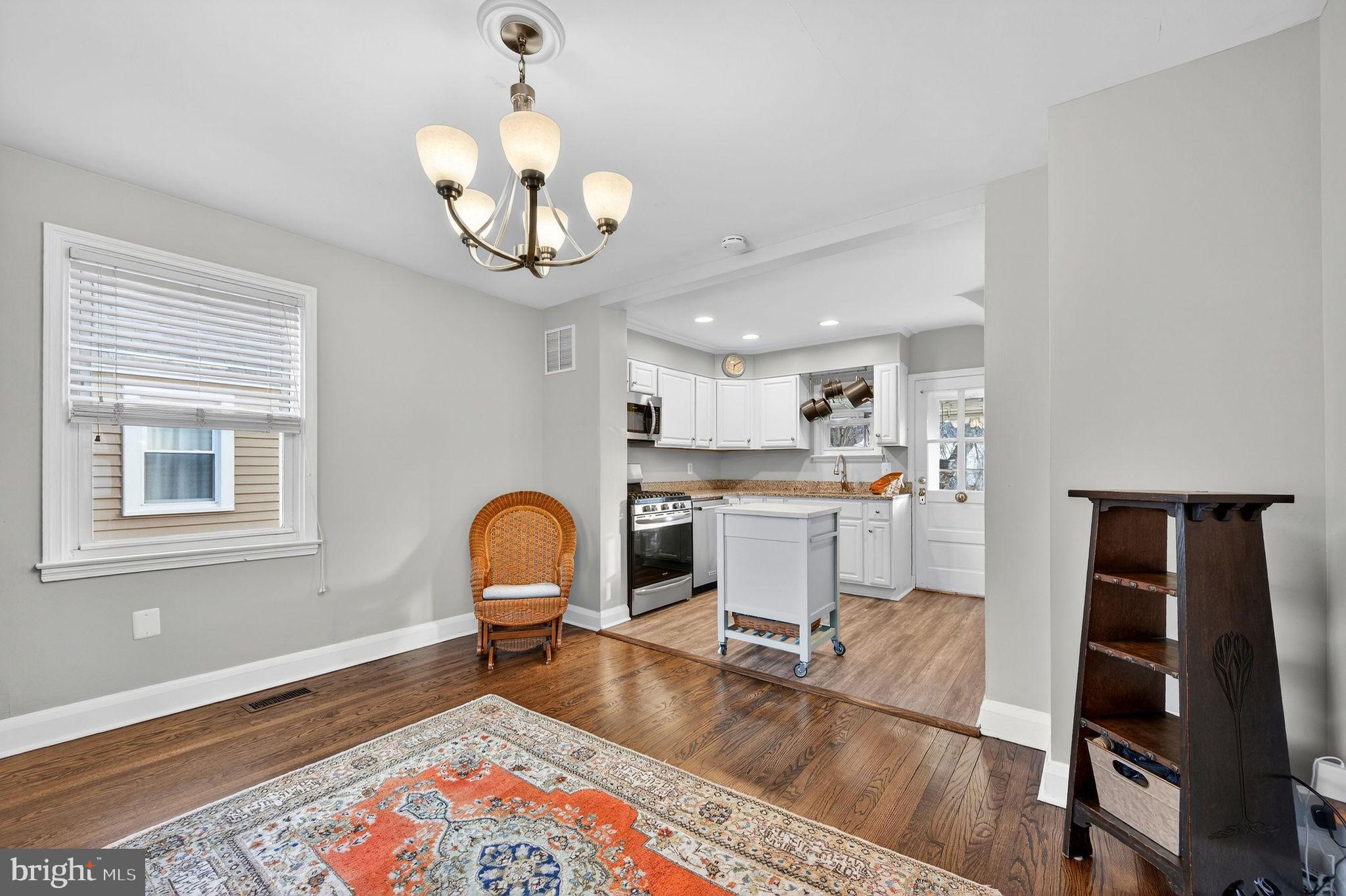 3033 Parktowne Road Baltimore, MD 21234 - Photo 10 of 43