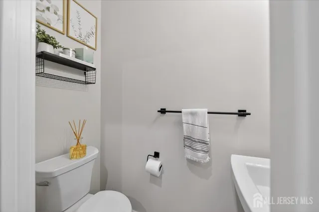 $550,000 | 66 American Way, Unit 266, Cliffwood, NJ 07721