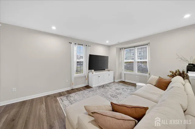 $550,000 | 66 American Way, Unit 266, Cliffwood, NJ 07721