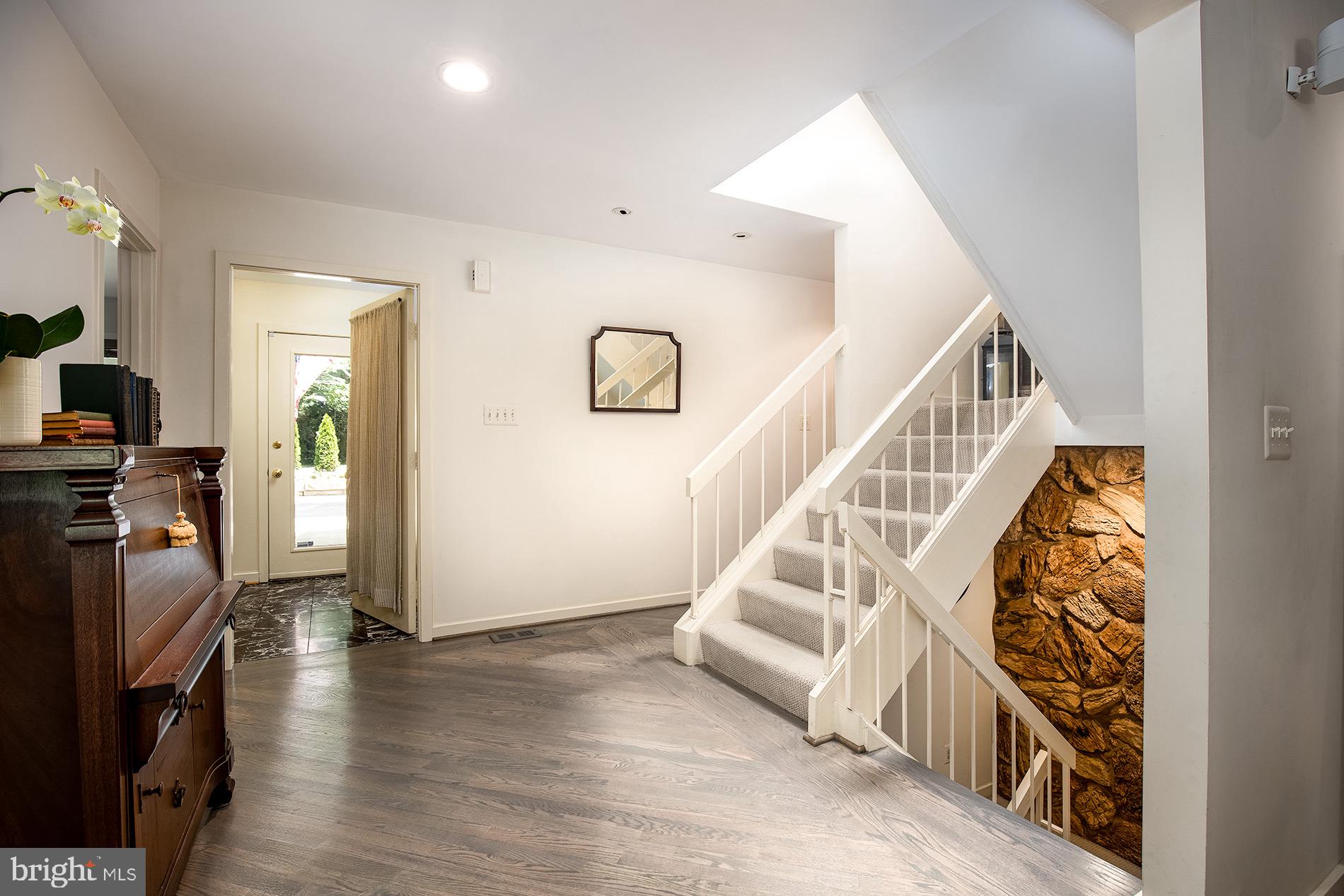 11621 Clubhouse Court Reston, VA 20190 - Photo 19 of 57 Gallery Image 19