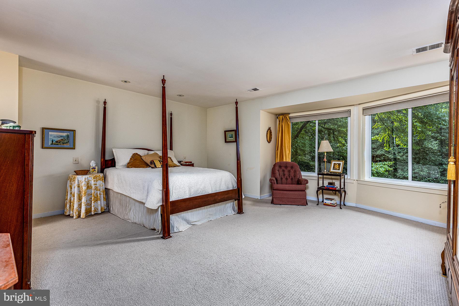 11621 Clubhouse Court Reston, VA 20190 - Photo 25 of 57 STUNNING MASTER BEDROOM IN THE TREES