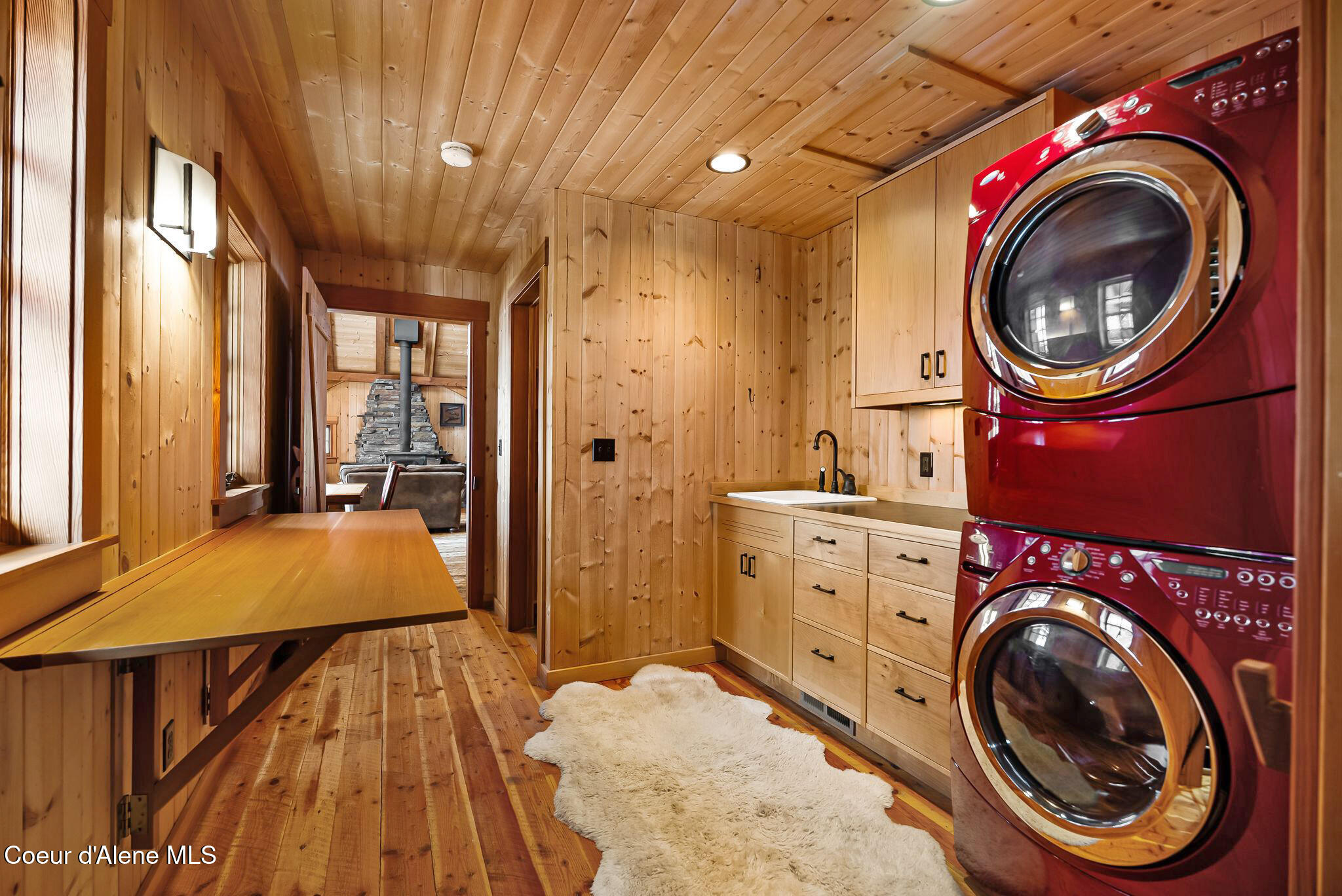 2222 Hidden Valley Road Sandpoint, ID 83864 - Photo 44 of 92 Laundry room