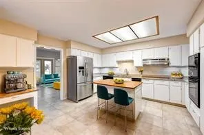 $2,500 | 2601 South Broadway Street, Unit 29, La Porte, TX 77571