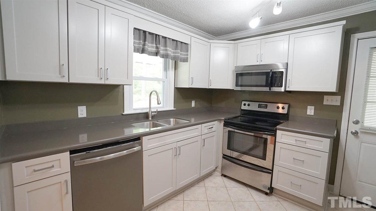 7621 Valview Street Raleigh, NC 27613 - Photo 5 of 22