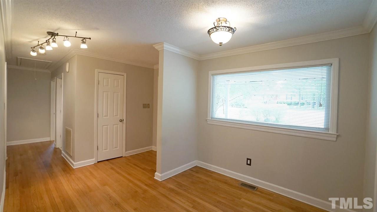 7621 Valview Street Raleigh, NC 27613 - Photo 9 of 22