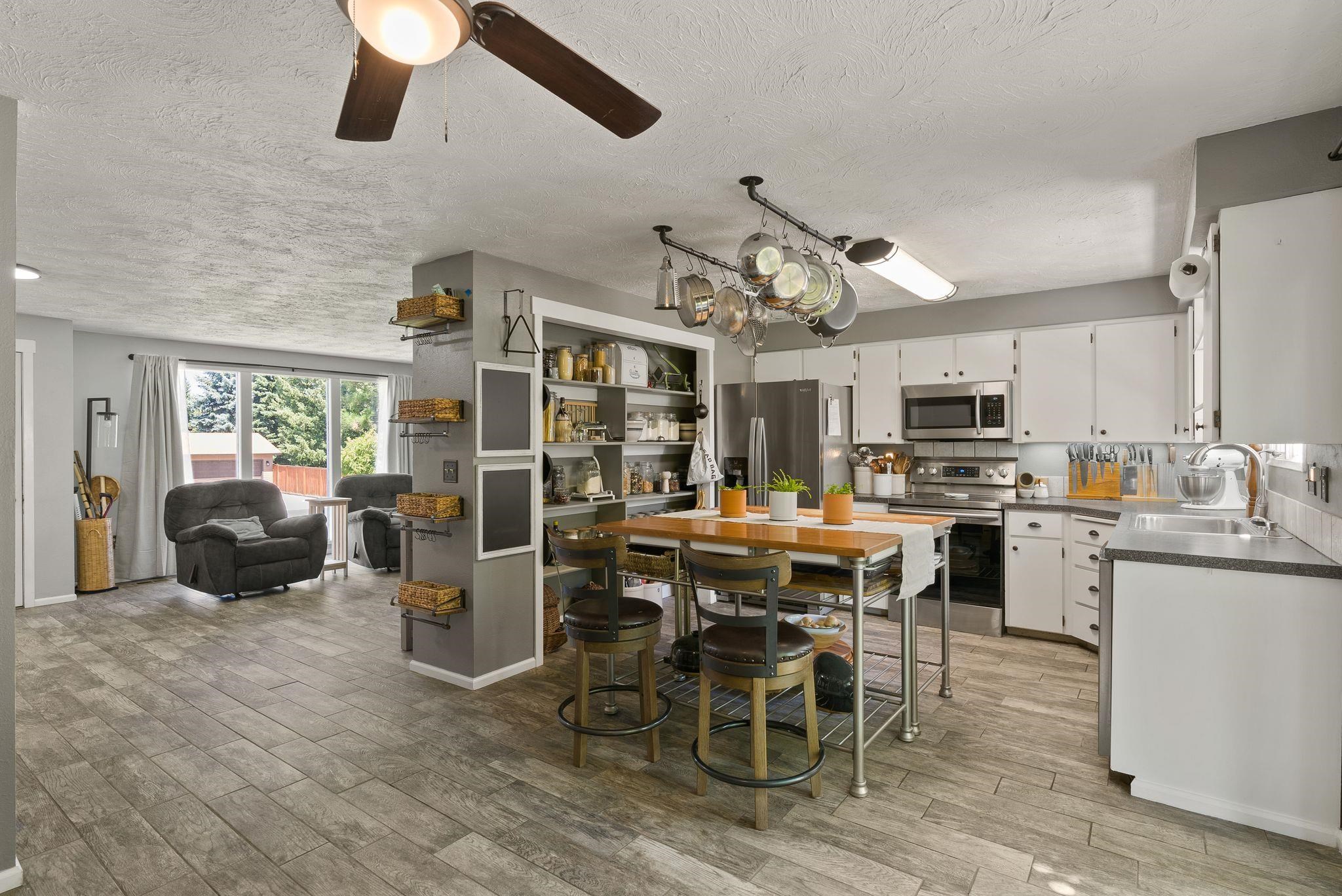 3512 East Moody Road Mead, WA 99021 - Photo 5 of 23 Gallery Image 5