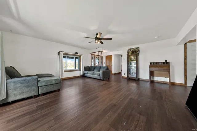 $279,900 | 1005 East Ohio Street, Princeton, IN 47670