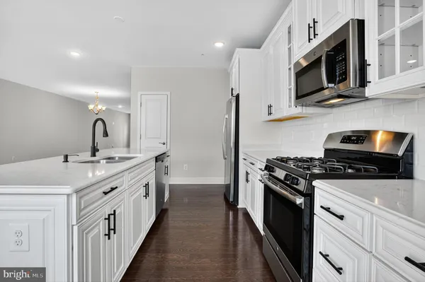 $575,000 | 41956 Pickwick Mill Terrace, Aldie, VA 20105