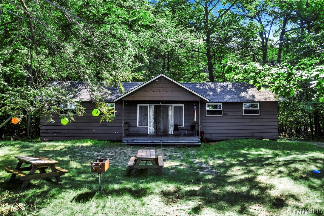 8462 Lake Shore Road Evans, NY 14006 - Photo 25 of 34