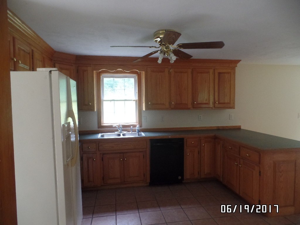 311 Hubbardston Road Templeton, MA 01468 - Photo 4 of 17 Gallery Image 4