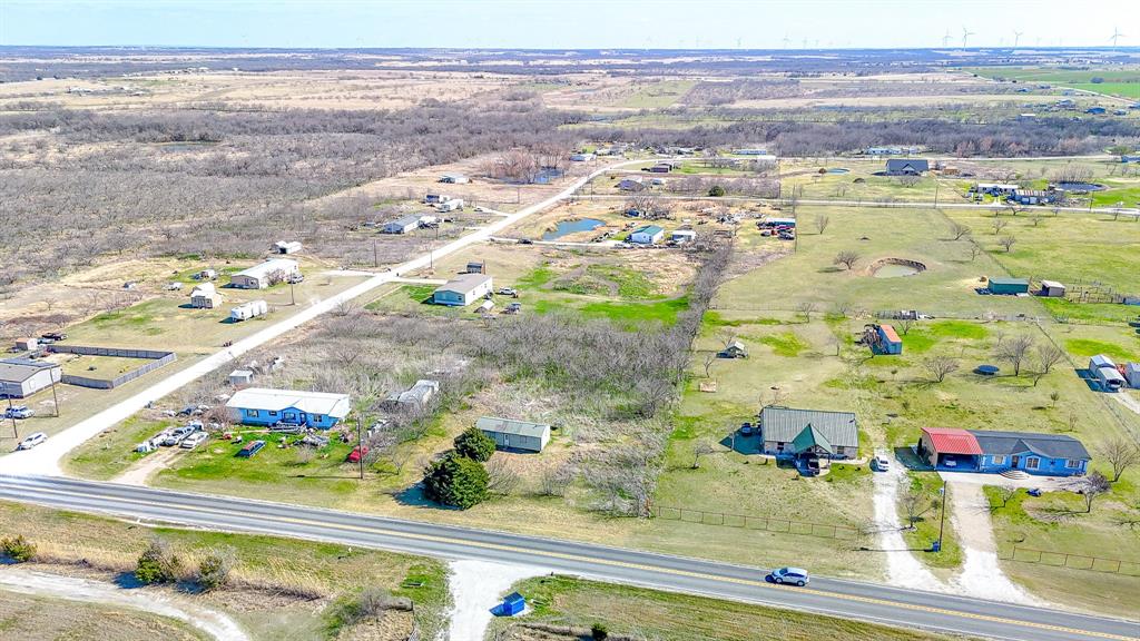 6830 Fm 2114 Hubbard, TX 76648 - Photo 5 of 7 a view of a city
