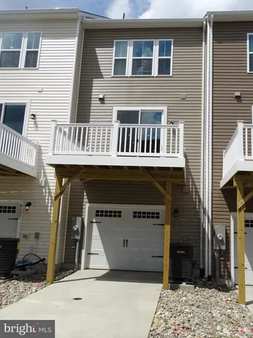 $2,550 | 4605 Abbotswell Place, Fredericksburg, VA 22408