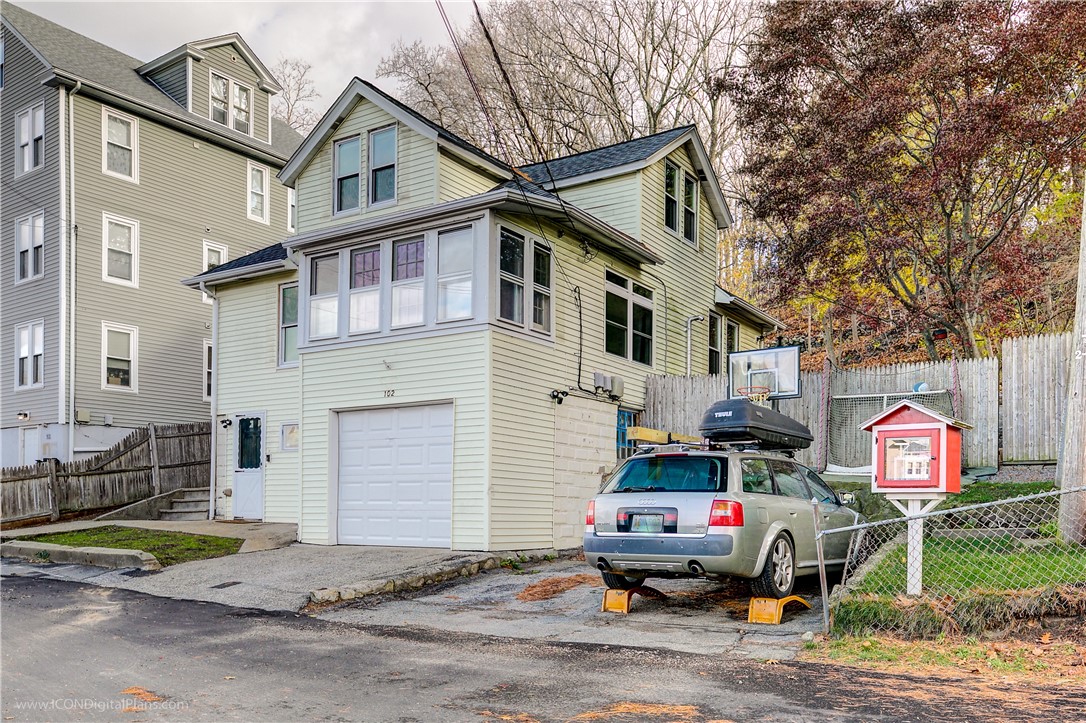 102 Benefit Street Woonsocket, RI 02895 - Photo 33 of 35