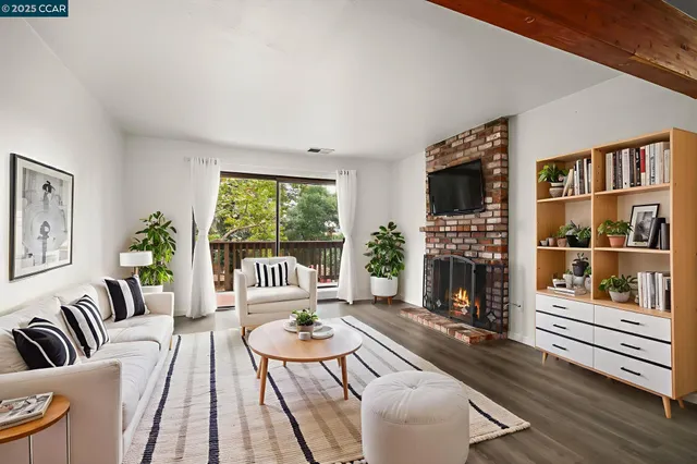 $379,000 | 2055 Sierra Road, Unit 101, Concord, CA 94518