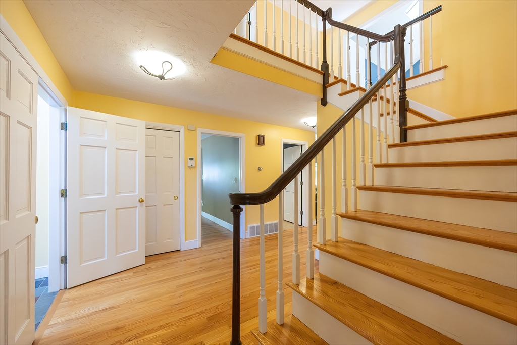 290 Central Avenue Milton, MA 02186 - Photo 5 of 40 a view of entryway