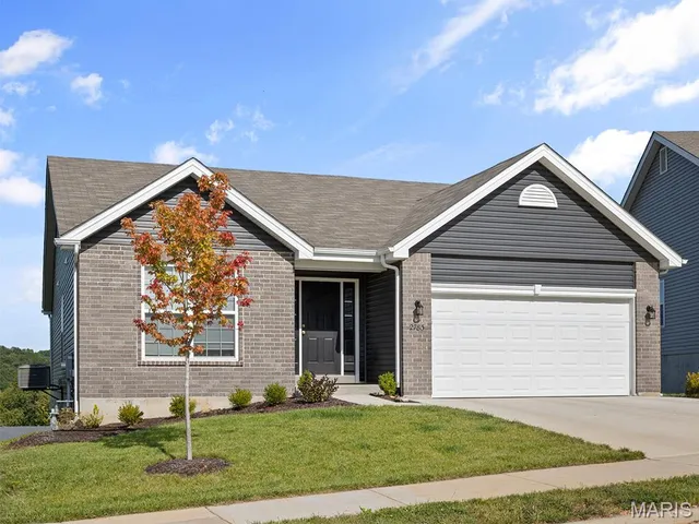 $347,678 | 5649 Sun Bear Drive, House Springs, MO 63051