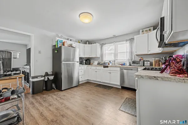 $649,900 | 115 King Street, Bridgeport, CT 06605
