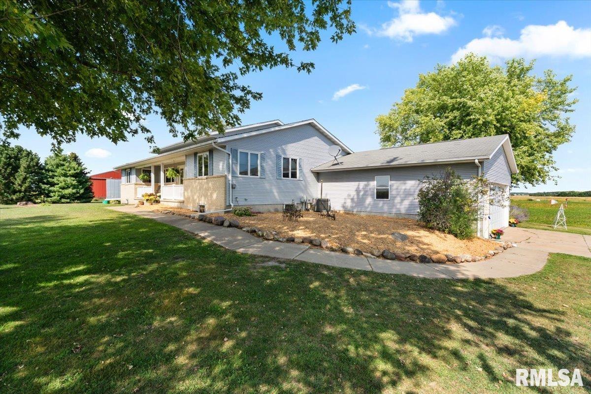 80 Smit Road Prophetstown, IL 61277 - Photo 3 of 73