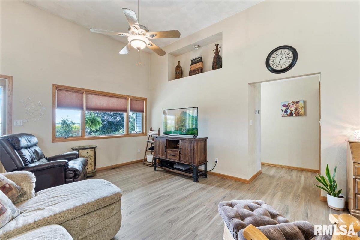 80 Smit Road Prophetstown, IL 61277 - Photo 8 of 73