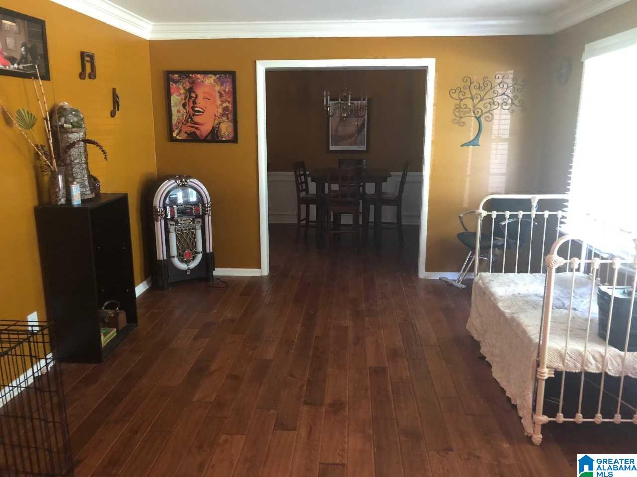 948 Martinwood Road Birmingham, AL 35235 - Photo 7 of 18