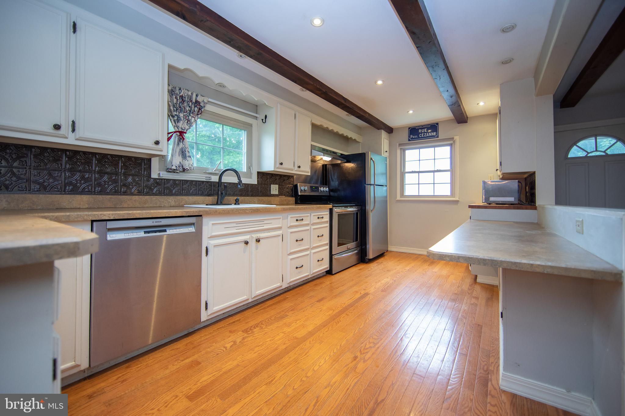2014 Little Conestoga Road Elverson, PA 19520 - Photo 25 of 45 Stainless Appliances