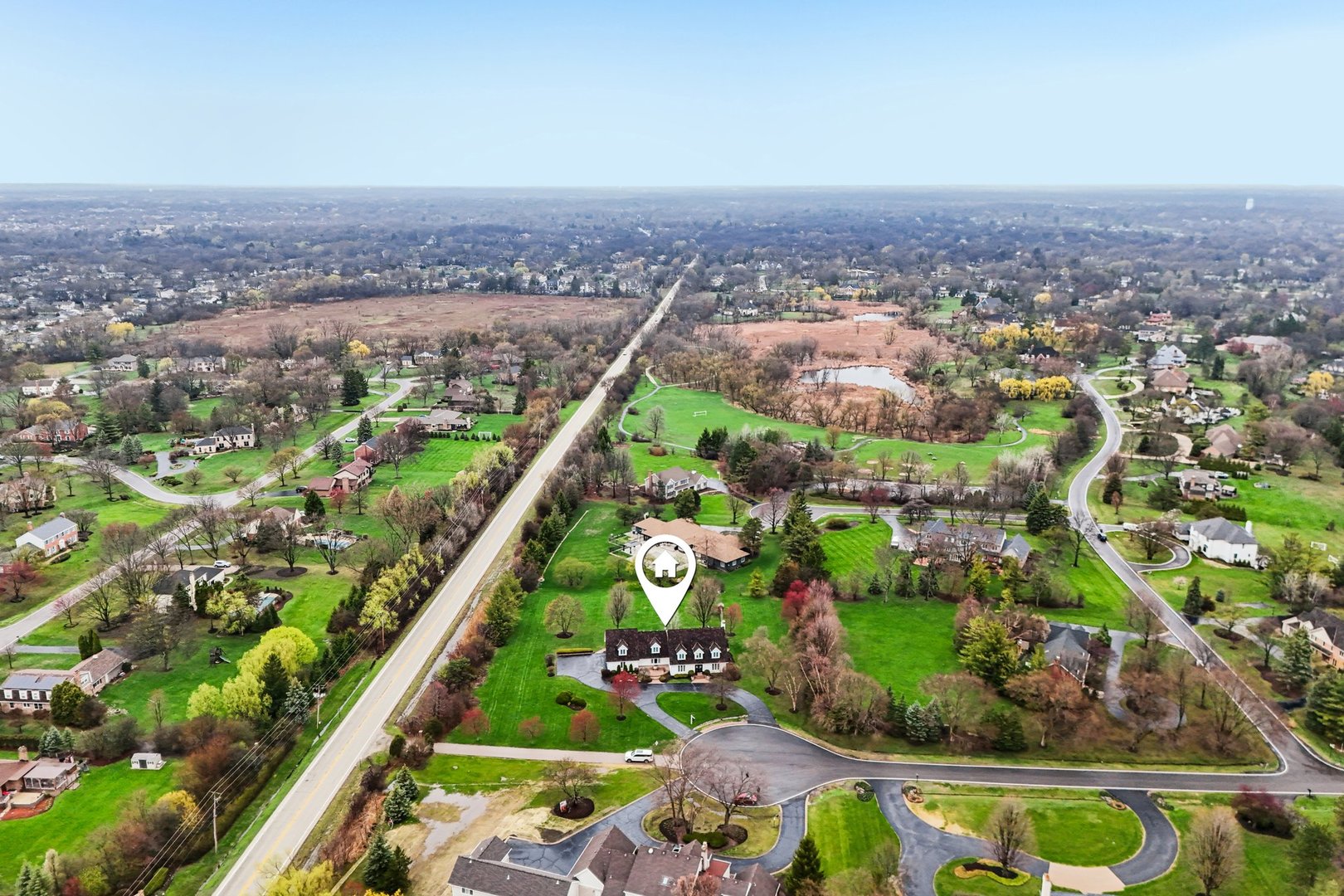 1980 West Clover Drive Inverness, IL 60067 - Photo 78 of 91 an aerial view of a city