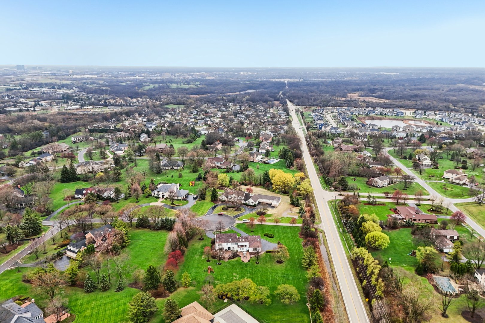1980 West Clover Drive Inverness, IL 60067 - Photo 87 of 91 an aerial view of multiple house