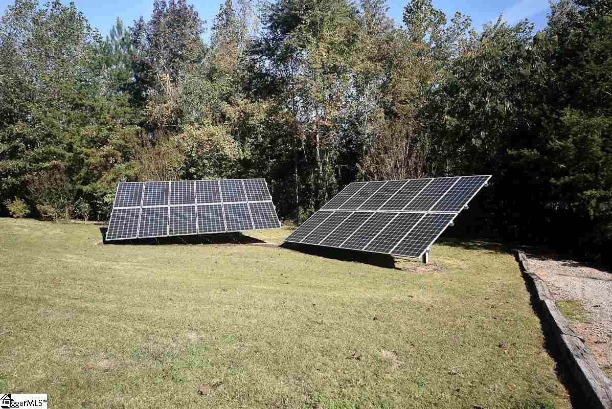 191 Center Road Travelers Rest, SC 29690 - Photo 4 of 36