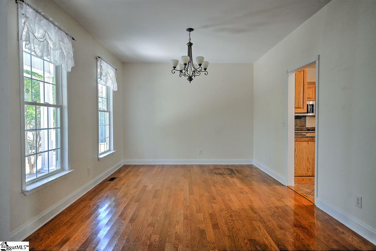 191 Center Road Travelers Rest, SC 29690 - Photo 8 of 36